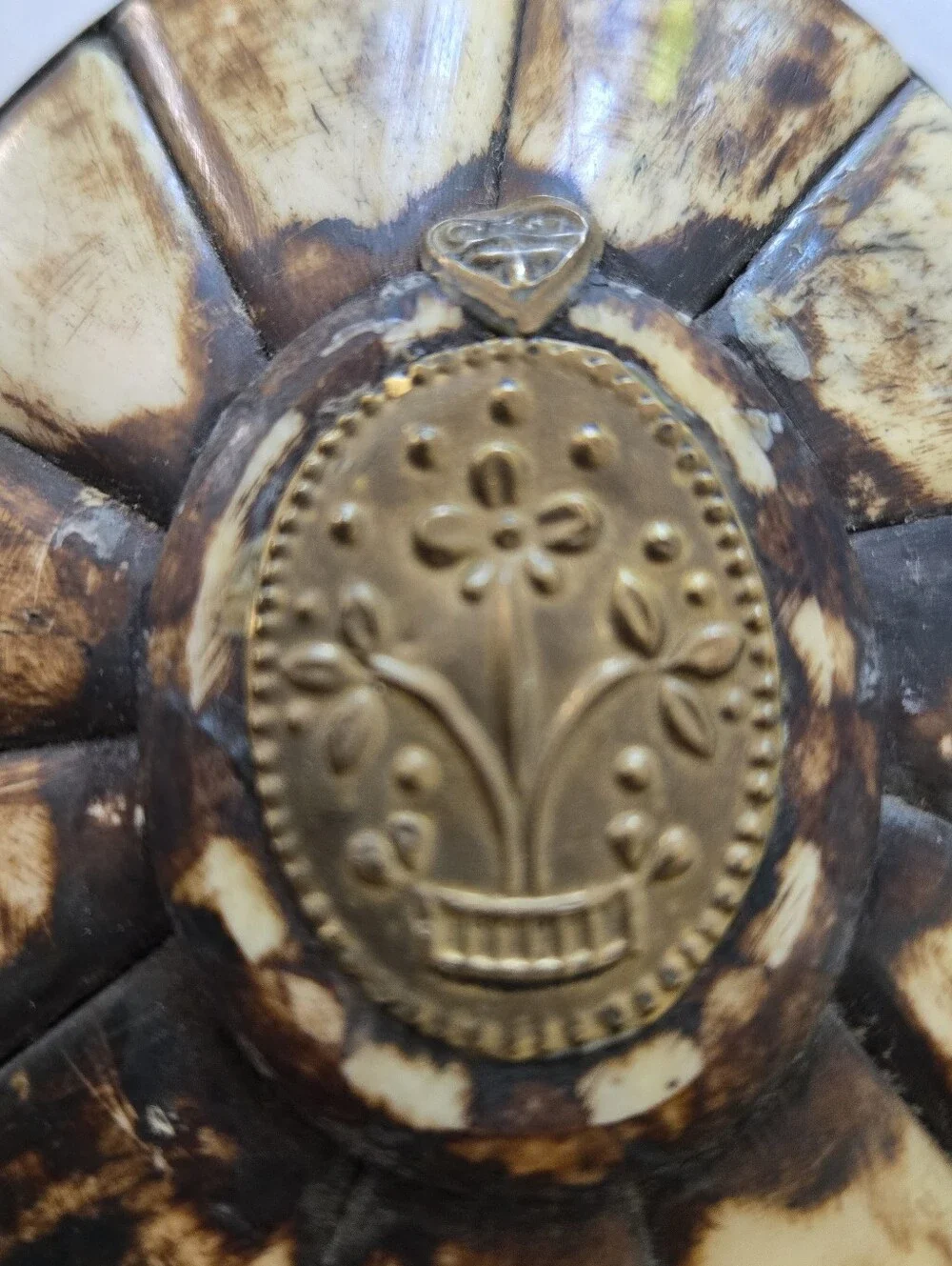Vintage Camel Bone & Brass Inlay Round Trinket Box India